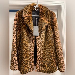 UNREAL FUR Urban Tiger Leopard Print
Faux Fur Jacket